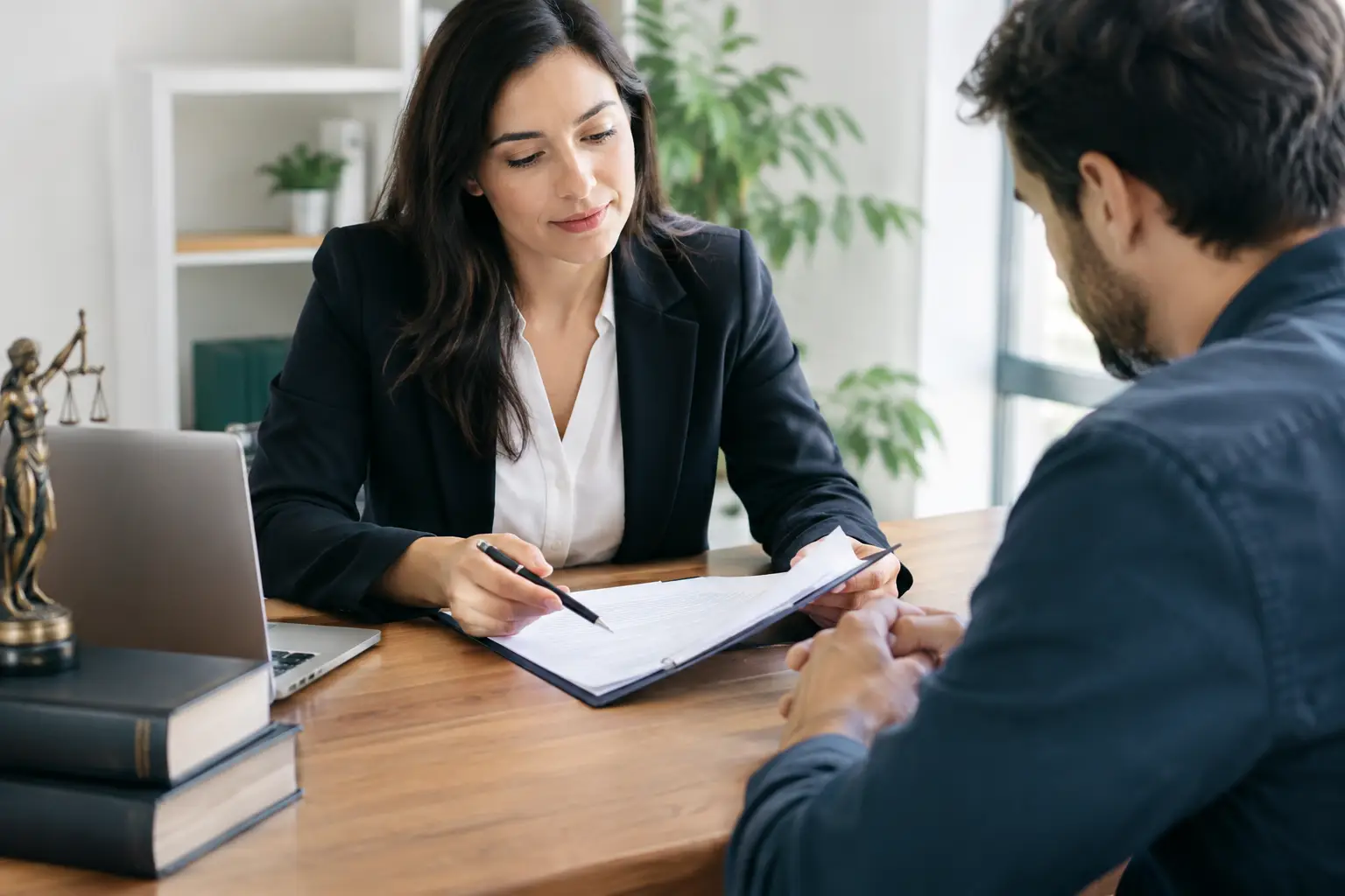 What Immigration Solicitor Reviews Should Tell You